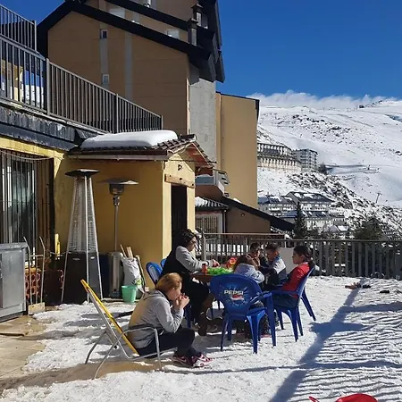Sierra Nevada Hostel * 塞拉内华达